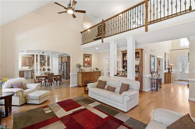 107 Pickett PL, Yorktown, VA 23693