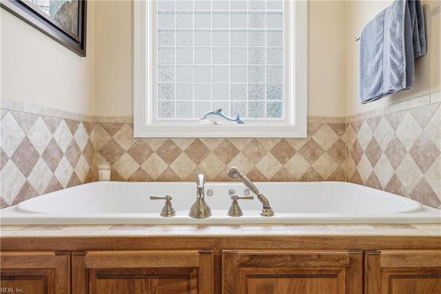 107 Pickett PL, Yorktown, VA 23693