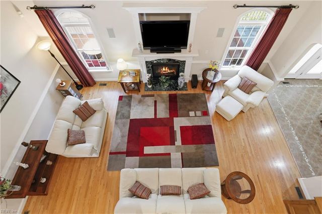 107 Pickett PL, Yorktown, VA 23693