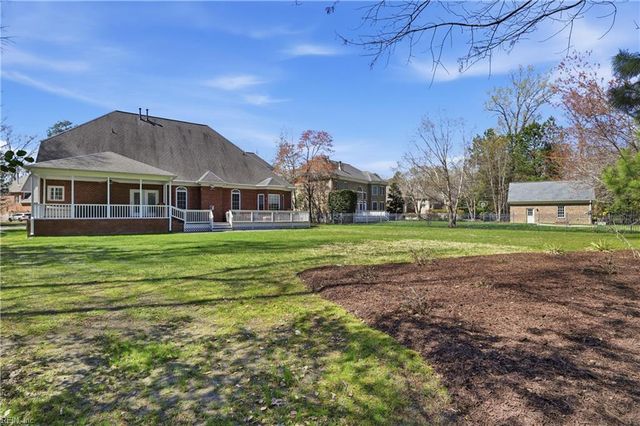 107 Pickett PL, Yorktown, VA 23693