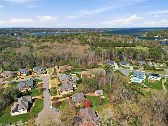 107 Pickett PL, Yorktown, VA 23693