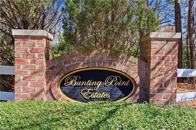 107 Pickett PL, Yorktown, VA 23693