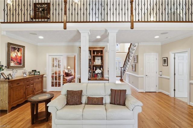 107 Pickett PL, Yorktown, VA 23693