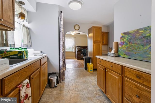 716 W MAPLE ST, Palmyra, PA 17078