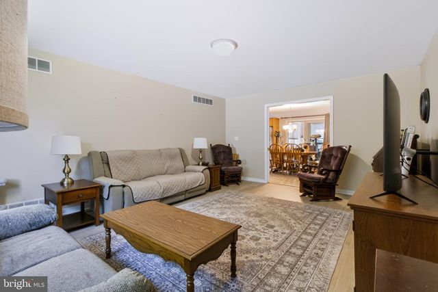 716 W MAPLE ST, Palmyra, PA 17078