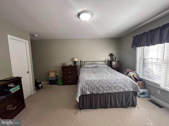 716 W MAPLE ST, Palmyra, PA 17078