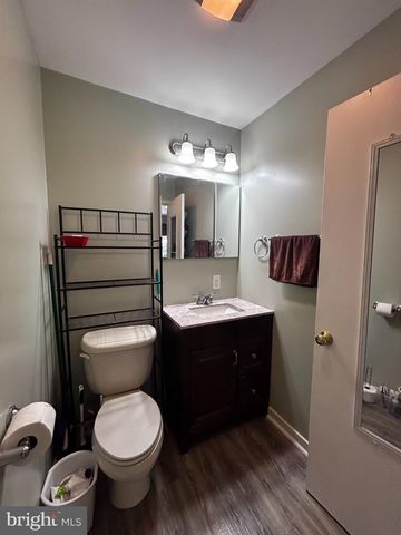 716 W MAPLE ST, Palmyra, PA 17078