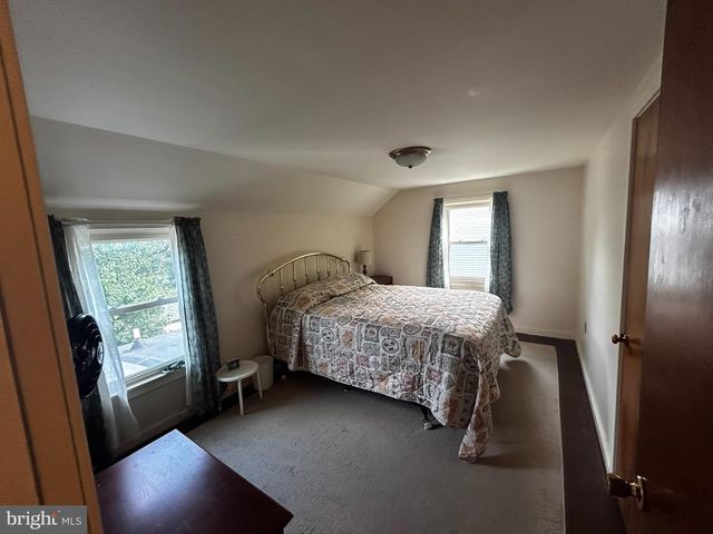 716 W MAPLE ST, Palmyra, PA 17078