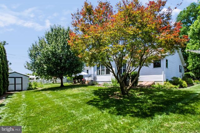 716 W MAPLE ST, Palmyra, PA 17078