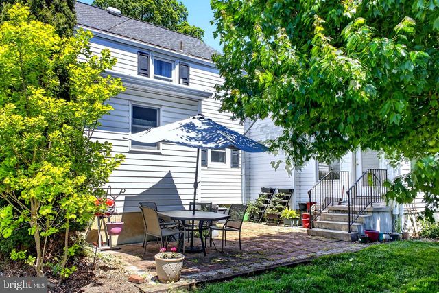 716 W MAPLE ST, Palmyra, PA 17078