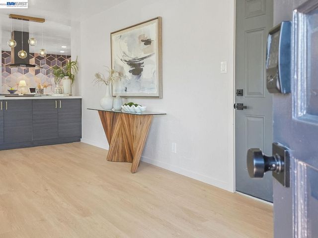 7215 Potrero Ave, El Cerrito, CA 94530