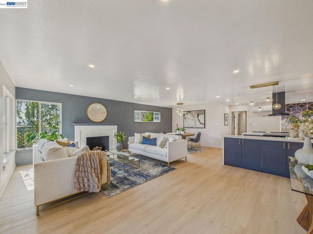 7215 Potrero Ave, El Cerrito, CA 94530