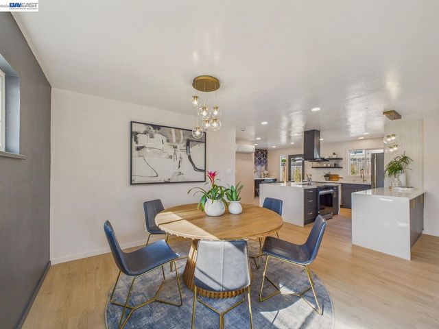 7215 Potrero Ave, El Cerrito, CA 94530