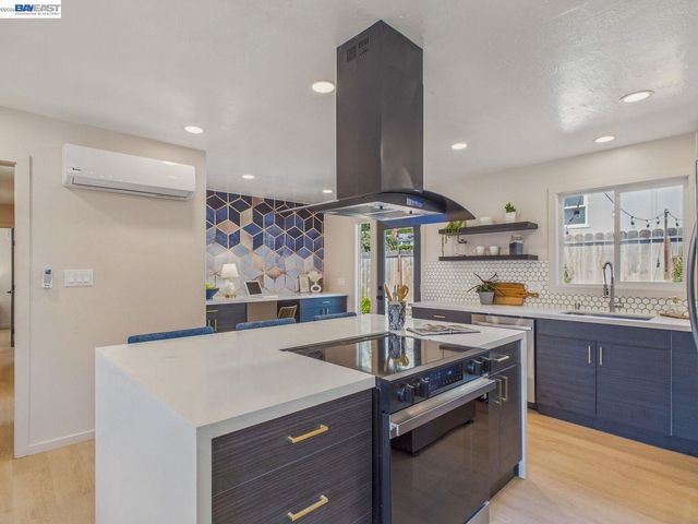 7215 Potrero Ave, El Cerrito, CA 94530