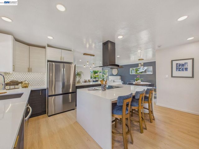 7215 Potrero Ave, El Cerrito, CA 94530