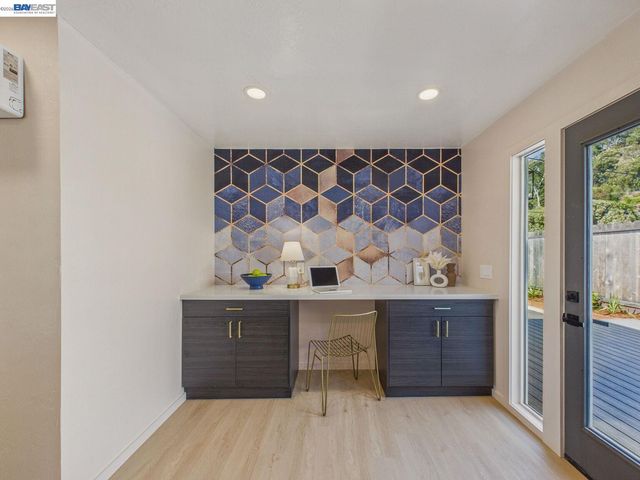 7215 Potrero Ave, El Cerrito, CA 94530