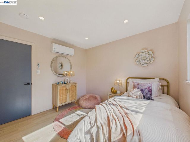 7215 Potrero Ave, El Cerrito, CA 94530