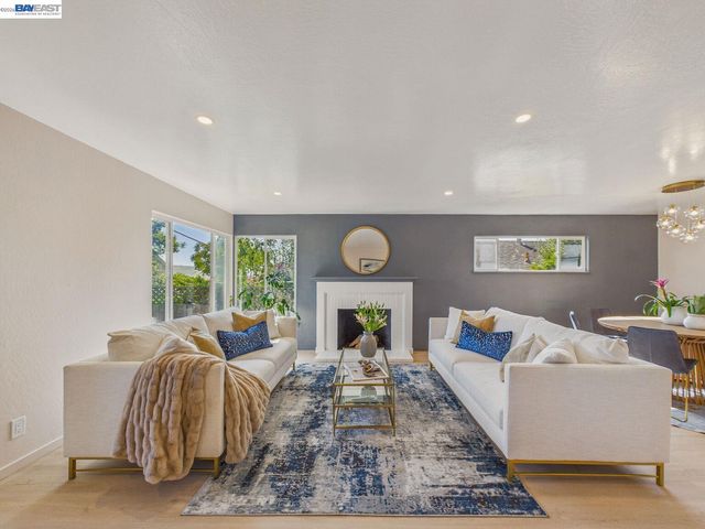 7215 Potrero Ave, El Cerrito, CA 94530