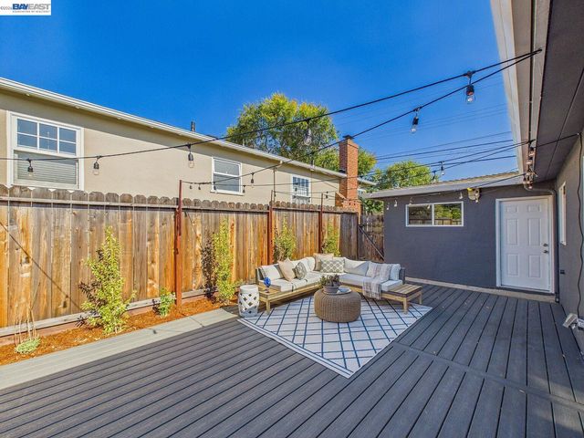 7215 Potrero Ave, El Cerrito, CA 94530