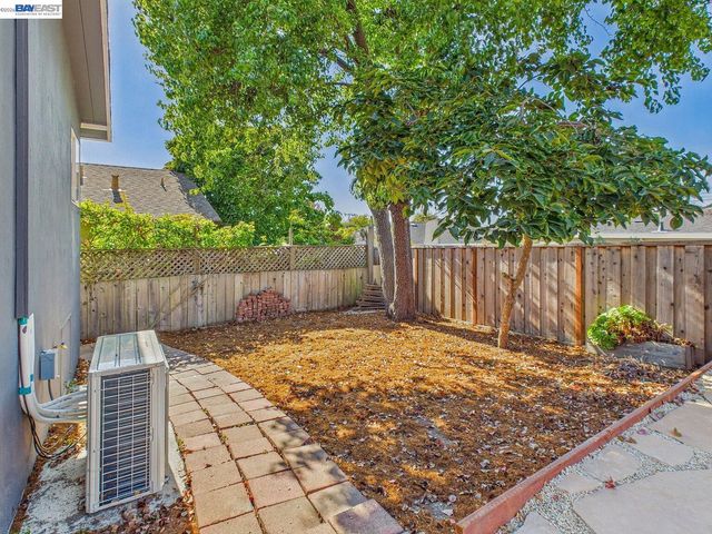 7215 Potrero Ave, El Cerrito, CA 94530