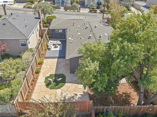 7215 Potrero Ave, El Cerrito, CA 94530