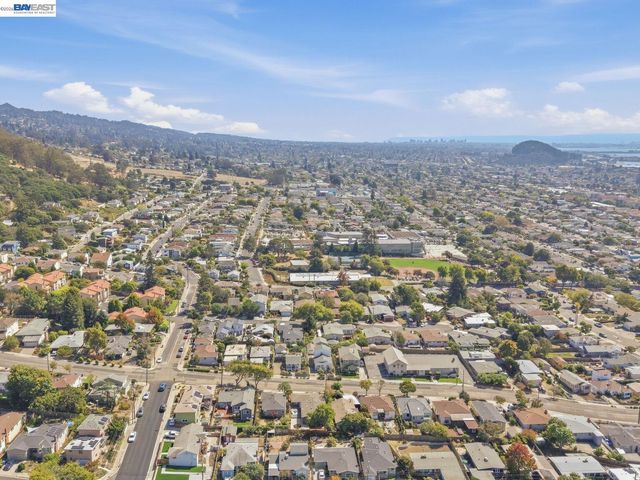 7215 Potrero Ave, El Cerrito, CA 94530