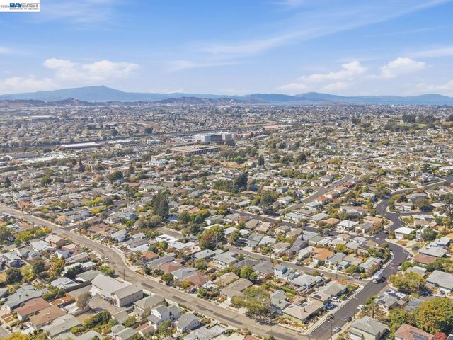7215 Potrero Ave, El Cerrito, CA 94530