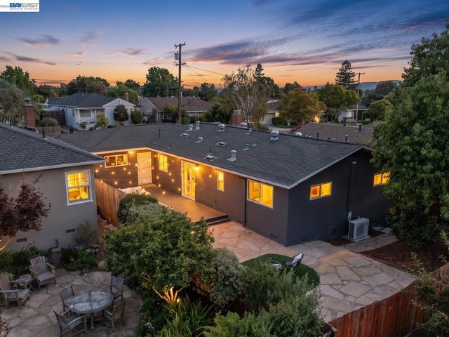 7215 Potrero Ave, El Cerrito, CA 94530