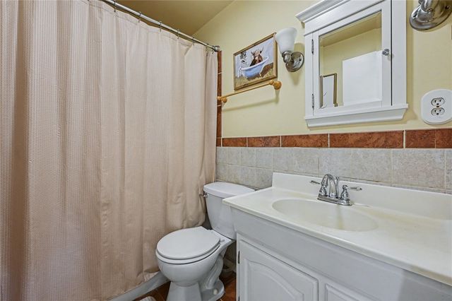1014 W Alkaline Springs Road, Vandalia, OH 45377