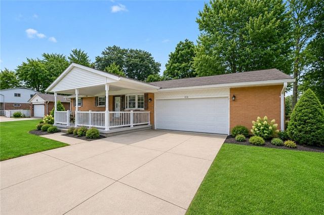 1014 W Alkaline Springs Road, Vandalia, OH 45377