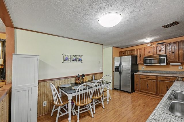 1014 W Alkaline Springs Road, Vandalia, OH 45377
