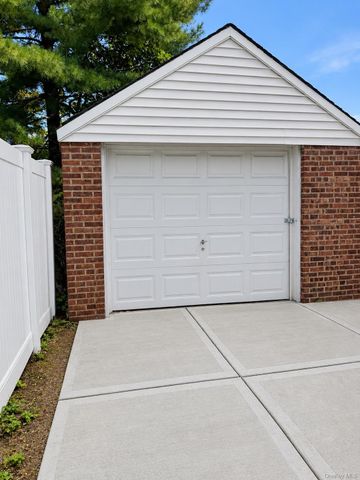 11551 208th Street, Cambria Heights, NY 11411