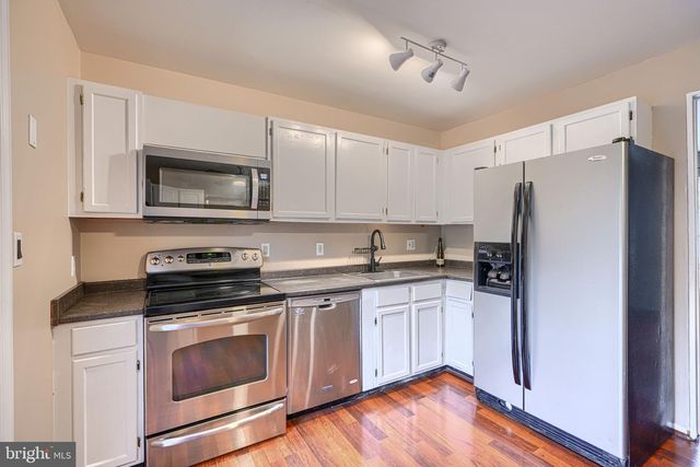 12808 CUNNINGHILL COVE RD, Baltimore, MD 21220