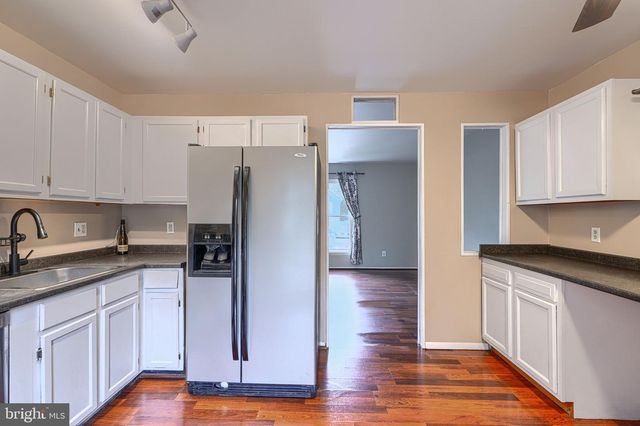 12808 CUNNINGHILL COVE RD, Baltimore, MD 21220