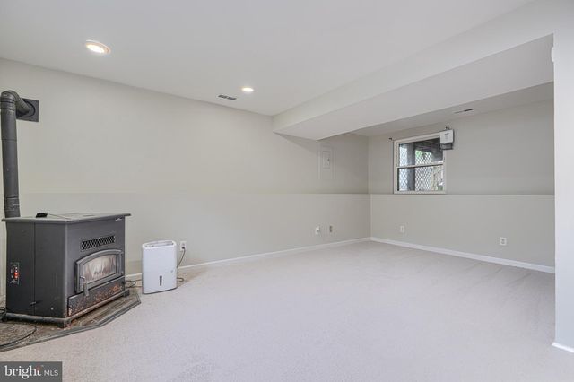 12808 CUNNINGHILL COVE RD, Baltimore, MD 21220