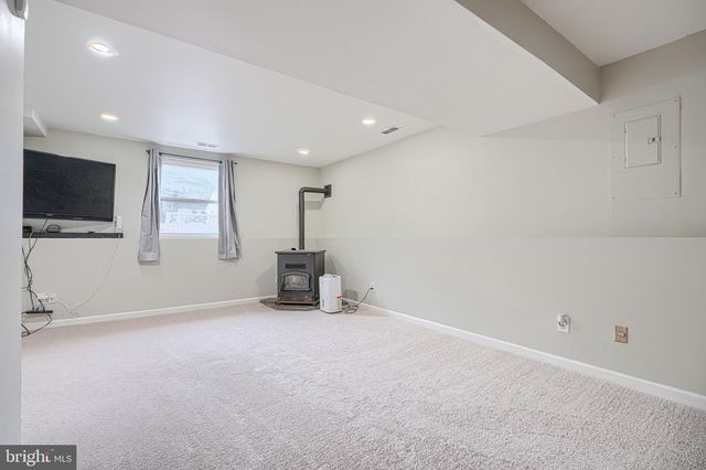 12808 CUNNINGHILL COVE RD, Baltimore, MD 21220