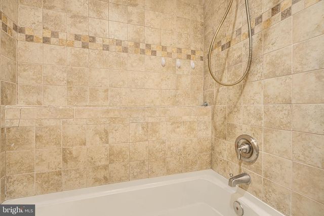 12808 CUNNINGHILL COVE RD, Baltimore, MD 21220