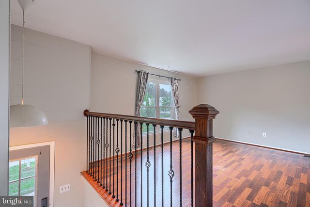 12808 CUNNINGHILL COVE RD, Baltimore, MD 21220