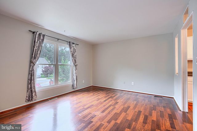 12808 CUNNINGHILL COVE RD, Baltimore, MD 21220
