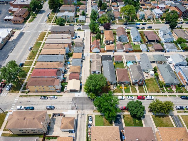 3614 N Pacific Avenue, Chicago, IL 60634