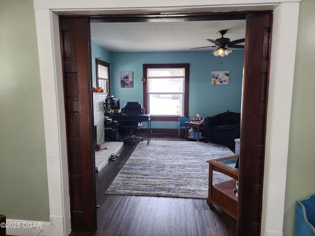 514 College Street, Greenfield, MO 65661