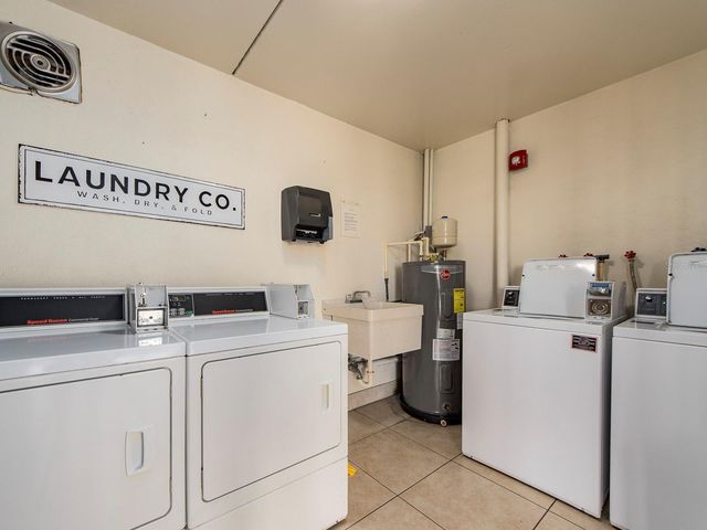 121 ISLAND WAY 334, Clearwater Beach, FL 33767