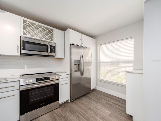 121 ISLAND WAY 334, Clearwater Beach, FL 33767