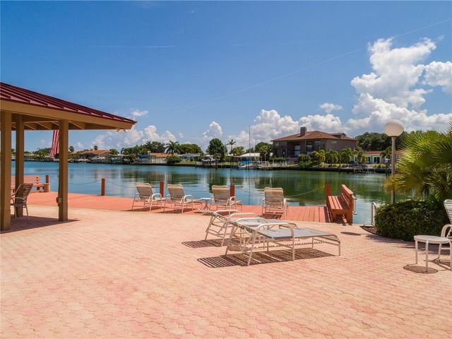 121 ISLAND WAY 334, Clearwater Beach, FL 33767