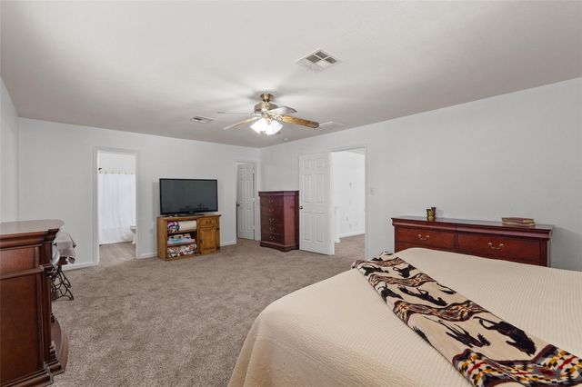4010 Kings Canyon DR, Taylor, TX 76574