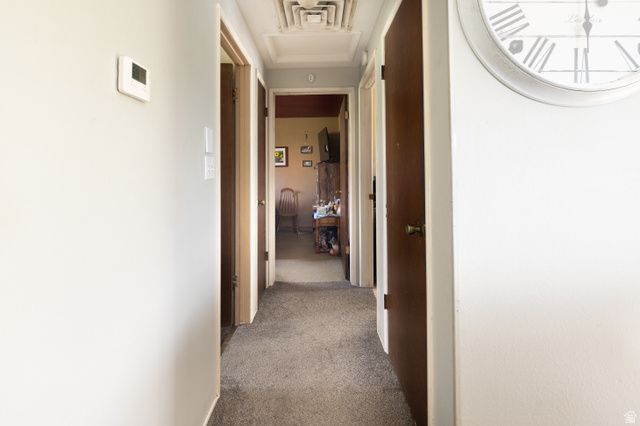 6712 S SOMERSET DR, West Jordan, UT 84084
