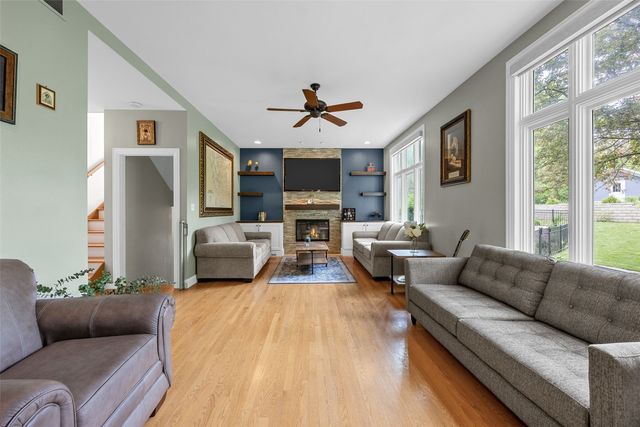1432 Hickory Hollow Road NE, Solon, IA 52333