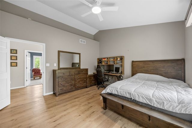 1432 Hickory Hollow Road NE, Solon, IA 52333