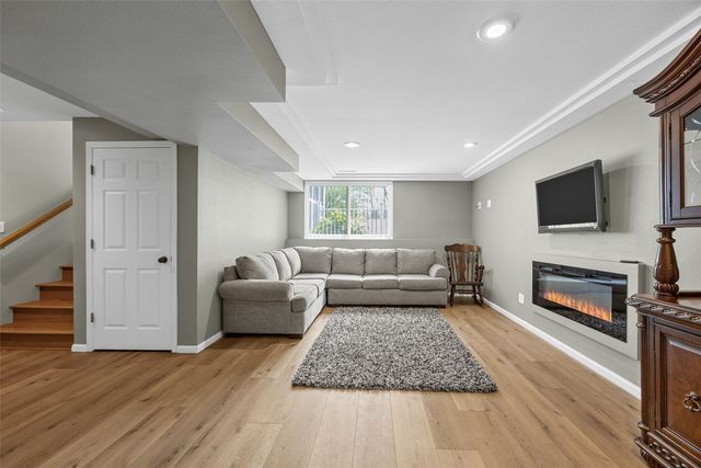 1432 Hickory Hollow Road NE, Solon, IA 52333