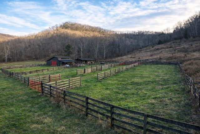 9999 Red Lick, Irvine, KY 40336